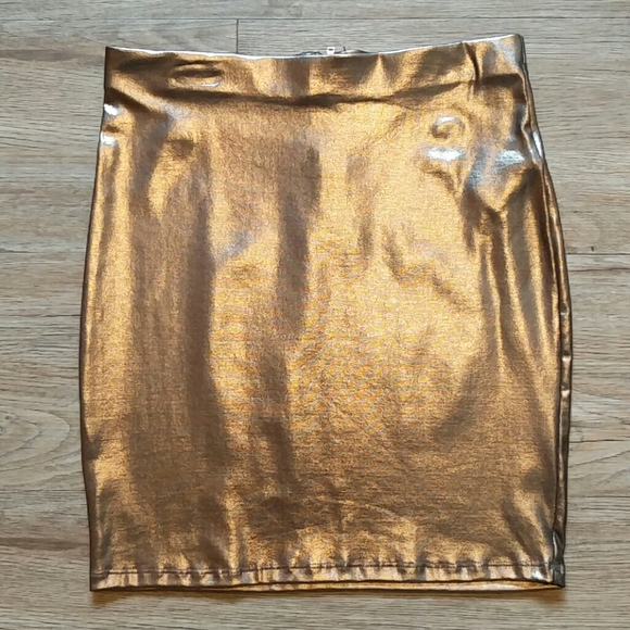 Forever 21 | Bronze bodycon mini skirt - Picture 1 of 4